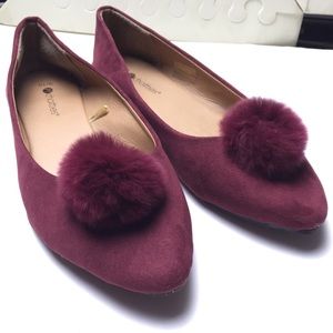 Burgundy Maroon Pointy Flats Suede Size 9/10 Holiday Christmas Formal shoes